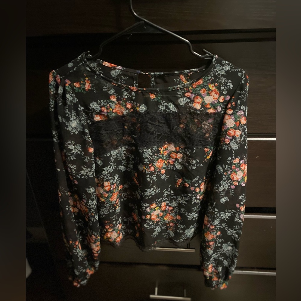 Black floral top